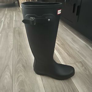 Hunter boots size 9